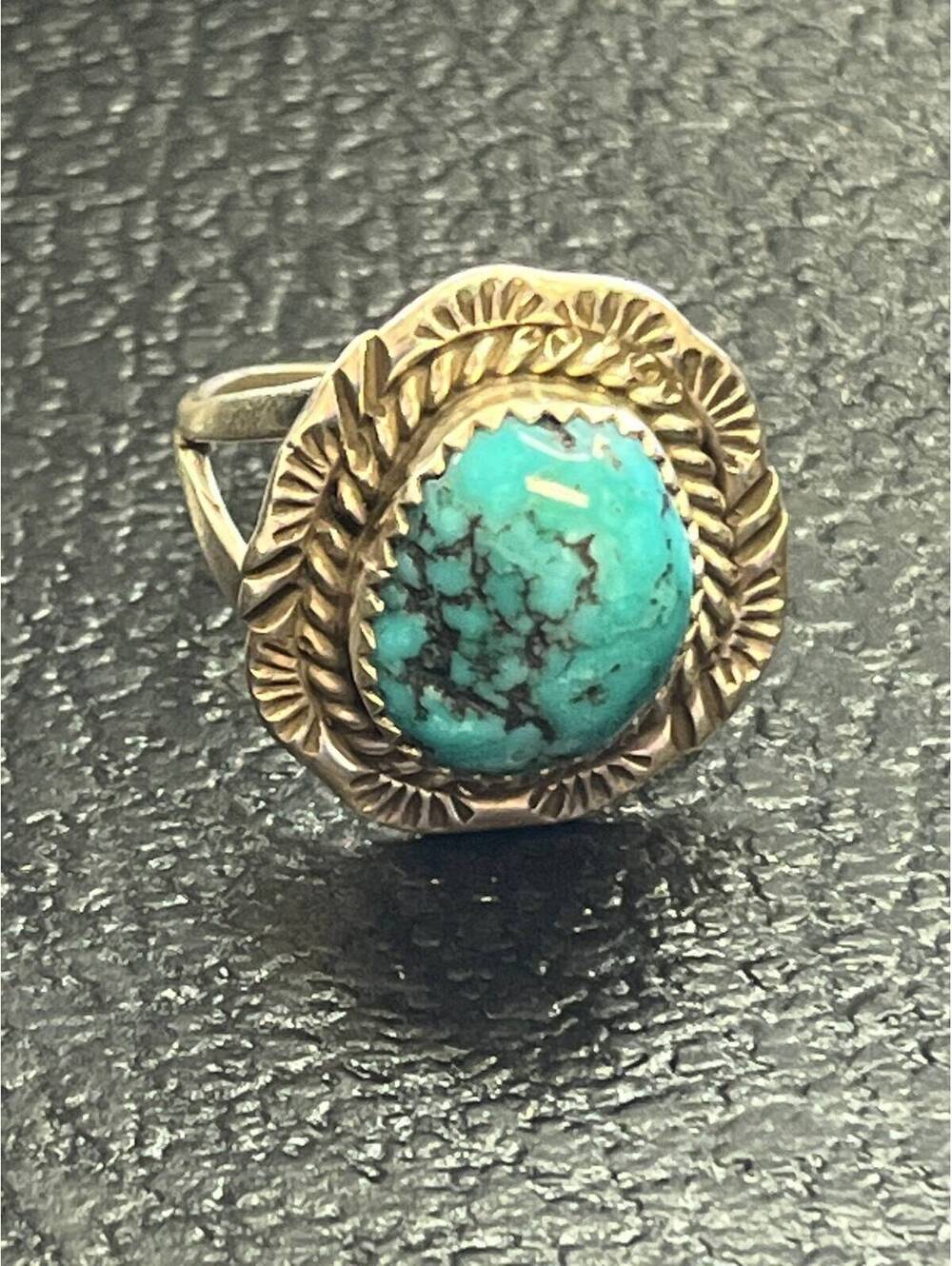 Navajo handmade sterling silver turquoise ring size 9